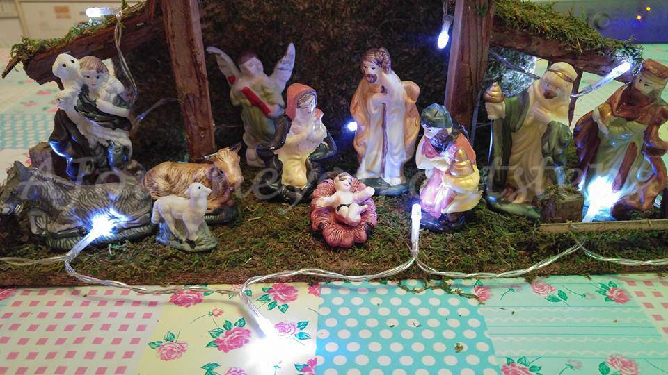 nativity scene, Christmas, traditional,